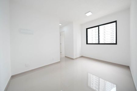 Sala/Cozinha de apartamento para alugar com 2 quartos, 38m² em Cidade Antônio Estêvão de Carvalho, São Paulo