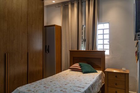 Casa à venda com 174m², 3 quartos e 3 vagasSuíte