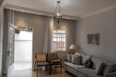 Sala de casa à venda com 3 quartos, 174m² em Salgado Filho, Belo Horizonte