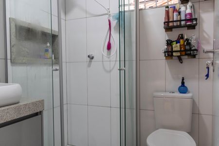 Casa à venda com 174m², 3 quartos e 3 vagasBanheiro da Suíte