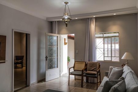Sala de casa à venda com 3 quartos, 174m² em Salgado Filho, Belo Horizonte