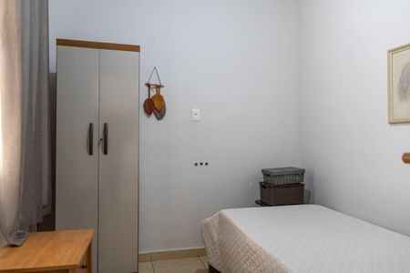 Casa à venda com 174m², 3 quartos e 3 vagasQuarto 2