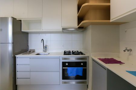 cozinha de apartamento para alugar com 2 quartos, 33m² em Butantã, São Paulo