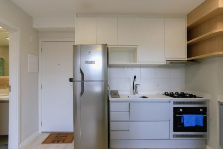 cozinha de apartamento para alugar com 2 quartos, 33m² em Butantã, São Paulo