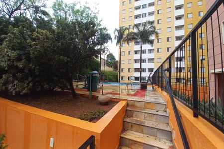 Apartamento para alugar com 60m², 2 quartos e 1 vagaÁrea comum - Piscina