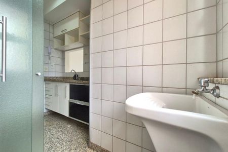 Apartamento para alugar com 60m², 2 quartos e 1 vagaÁrea de Serviço