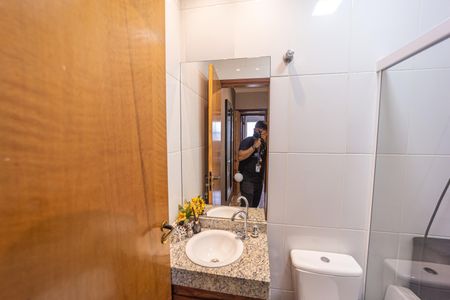 Casa de condomínio à venda com 65m², 2 quartos e 1 vagaBanheiro do Quarto 1