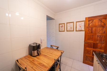 Casa de condomínio à venda com 65m², 2 quartos e 1 vagaCozinha