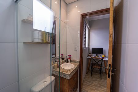 Casa de condomínio à venda com 65m², 2 quartos e 1 vagaBanheiro do Quarto 2