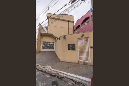 Casa de condomínio à venda com 65m², 2 quartos e 1 vagaFachada