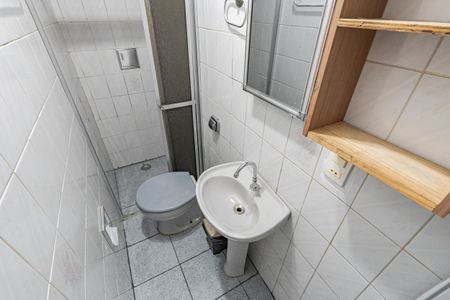 Casa para alugar com 72m², 2 quartos e 1 vagaBanheiro