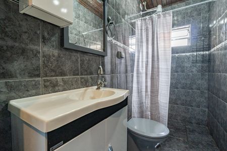 Casa para alugar com 72m², 2 quartos e 1 vagaBanheiro