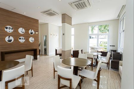 Apartamento à venda com 74m², 2 quartos e 1 vagaÁrea comum - Salão de festas