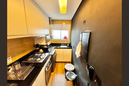 Apartamento à venda com 74m², 2 quartos e 1 vagaCozinha e Área de Serviço