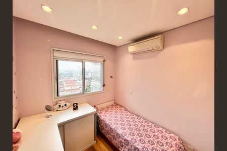 Apartamento à venda com 74m², 2 quartos e 1 vagaQuarto 2