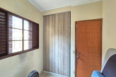 Quarto 2  de casa à venda com 3 quartos, 264m² em Jardim Samambaia, Campinas