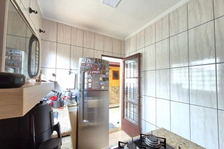 Casa à venda com 264m², 3 quartos e 3 vagas Casa à venda com 264m², 3 quartos e 3 vagasCozinha