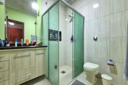 Casa à venda com 264m², 3 quartos e 3 vagasBanheiro da Suíte