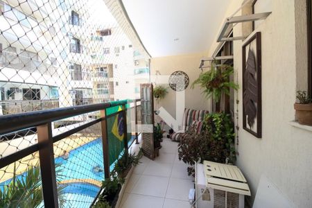 Apartamento à venda com 113m², 3 quartos e 2 vagasVaranda