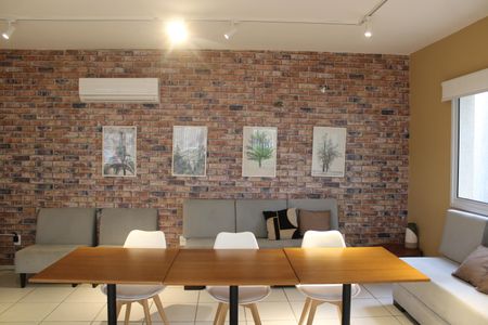 Apartamento para alugar com 45m², 2 quartos e 1 vagaÁrea comum - Salão de festas