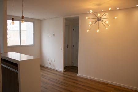 Sala de apartamento para alugar com 2 quartos, 45m² em Liberdade, São Paulo