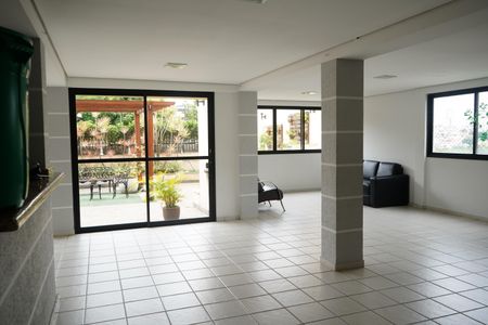 Apartamento para alugar com 60m², 2 quartos e 2 vagasÁrea comum - Salão de festas