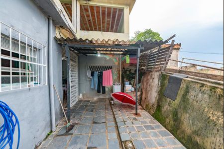 Casa à venda com 360m², 3 quartos e 2 vagasQuintal
