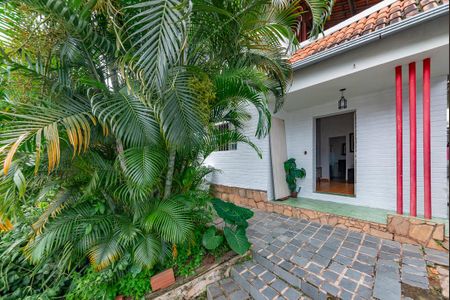 Casa à venda com 360m², 3 quartos e 2 vagasJardim