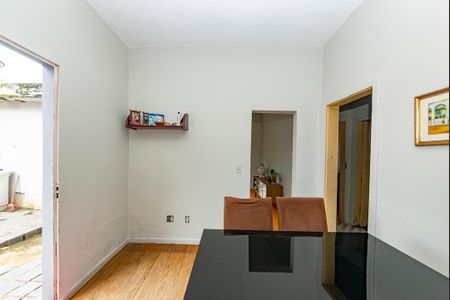 Casa à venda com 360m², 3 quartos e 2 vagasSala 2