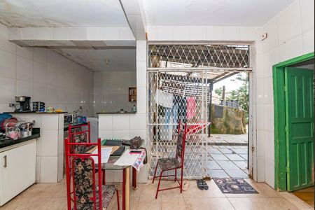 Casa à venda com 360m², 3 quartos e 2 vagasCozinha