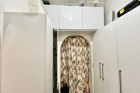 Apartamento à venda com 60m², 2 quartos e 1 vaga Apartamento à venda com 60m², 2 quartos e 1 vagaQuarto de Serviço