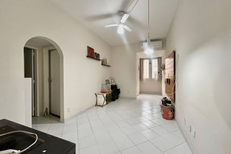 Apartamento à venda com 60m², 2 quartos e 1 vaga Apartamento à venda com 60m², 2 quartos e 1 vagaSala