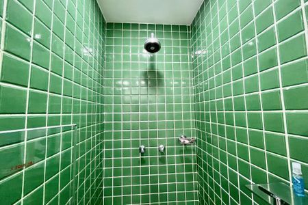 Apartamento à venda com 60m², 2 quartos e 1 vaga Apartamento à venda com 60m², 2 quartos e 1 vagaBanheiro