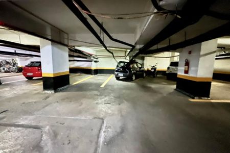 Apartamento à venda com 60m², 2 quartos e 1 vaga Apartamento à venda com 60m², 2 quartos e 1 vagaGaragem