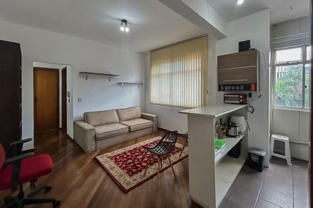 Sala de apartamento à venda com 1 quarto, 40m² em Floresta, Belo Horizonte