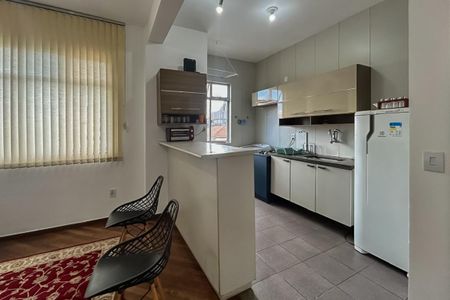 Sala de apartamento à venda com 1 quarto, 40m² em Floresta, Belo Horizonte