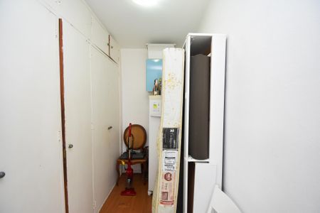 Apartamento à venda com 98m², 3 quartos e 1 vagaquarto de serviço