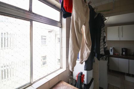 Apartamento à venda com 52m², 3 quartos e 1 vagaÁrea de Serviço