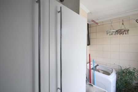 Apartamento à venda com 52m², 3 quartos e 1 vagaÁrea de Serviço