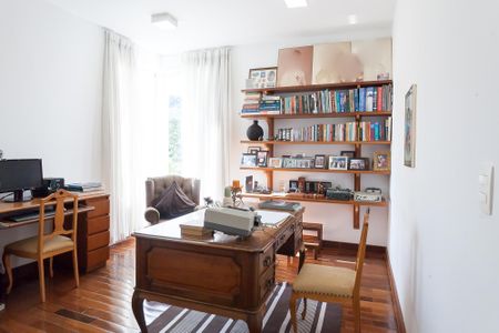 quarto 1 / escritorio  de casa de condomínio à venda com 5 quartos, 503m² em Alphaville Nova Lima, Nova Lima