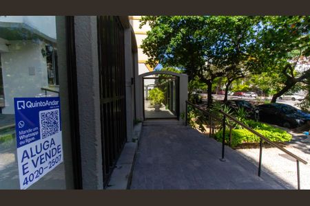 Apartamento para alugar com 170m², 2 quartos e 2 vagas Apartamento para alugar com 170m², 2 quartos e 2 vagasPlaquinha