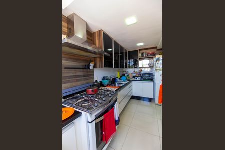 Apartamento para alugar com 170m², 2 quartos e 2 vagas Apartamento para alugar com 170m², 2 quartos e 2 vagasCozinha