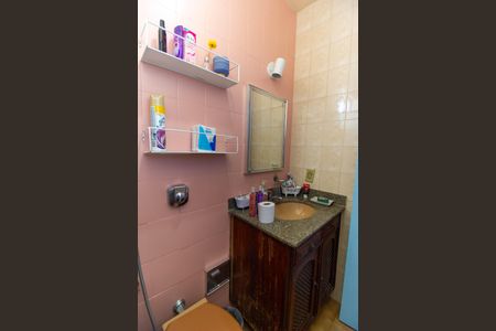 Apartamento para alugar com 170m², 2 quartos e 2 vagas Apartamento para alugar com 170m², 2 quartos e 2 vagasBanheiro Suíte 2