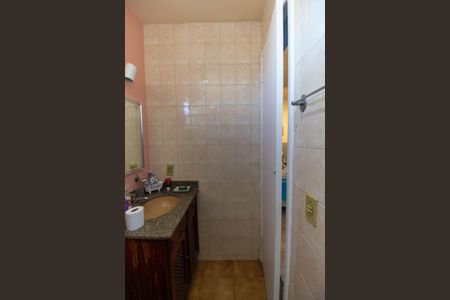Apartamento para alugar com 170m², 2 quartos e 2 vagas Apartamento para alugar com 170m², 2 quartos e 2 vagasBanheiro Suíte 2