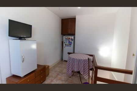 Apartamento para alugar com 170m², 2 quartos e 2 vagas Apartamento para alugar com 170m², 2 quartos e 2 vagasCorredor