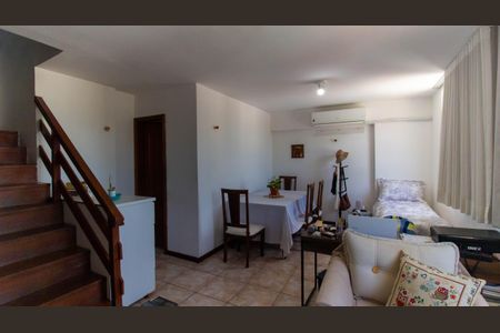 Apartamento para alugar com 170m², 2 quartos e 2 vagas Apartamento para alugar com 170m², 2 quartos e 2 vagasSala