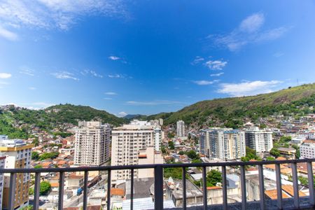 Apartamento para alugar com 170m², 2 quartos e 2 vagas Apartamento para alugar com 170m², 2 quartos e 2 vagasVaranda Suíte 2