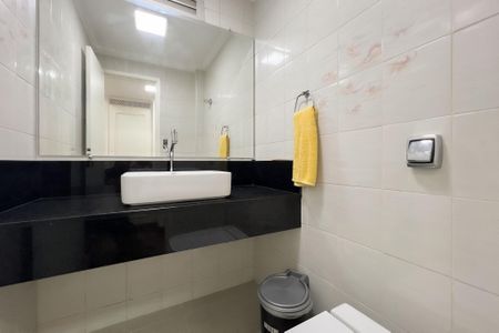 Apartamento para alugar com 204m², 4 quartos e 3 vagas Apartamento para alugar com 204m², 4 quartos e 3 vagasLavabo