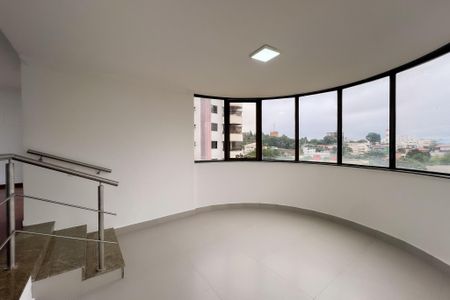 Apartamento para alugar com 204m², 4 quartos e 3 vagas Apartamento para alugar com 204m², 4 quartos e 3 vagasSala de estar