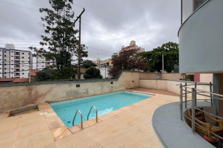 Apartamento para alugar com 204m², 4 quartos e 3 vagas Apartamento para alugar com 204m², 4 quartos e 3 vagasÁrea comum - Piscina